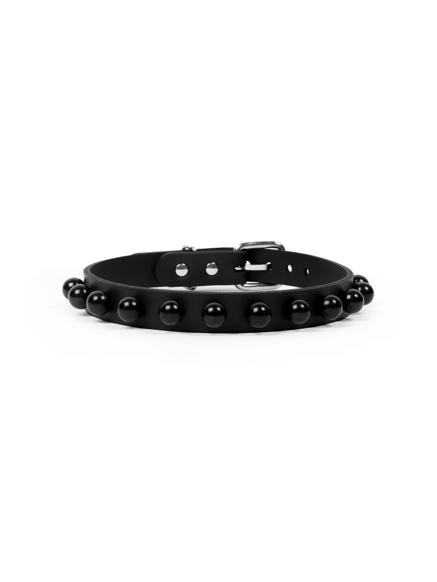Front view of the Baby turns Blue Paris Billie choker with black pearls