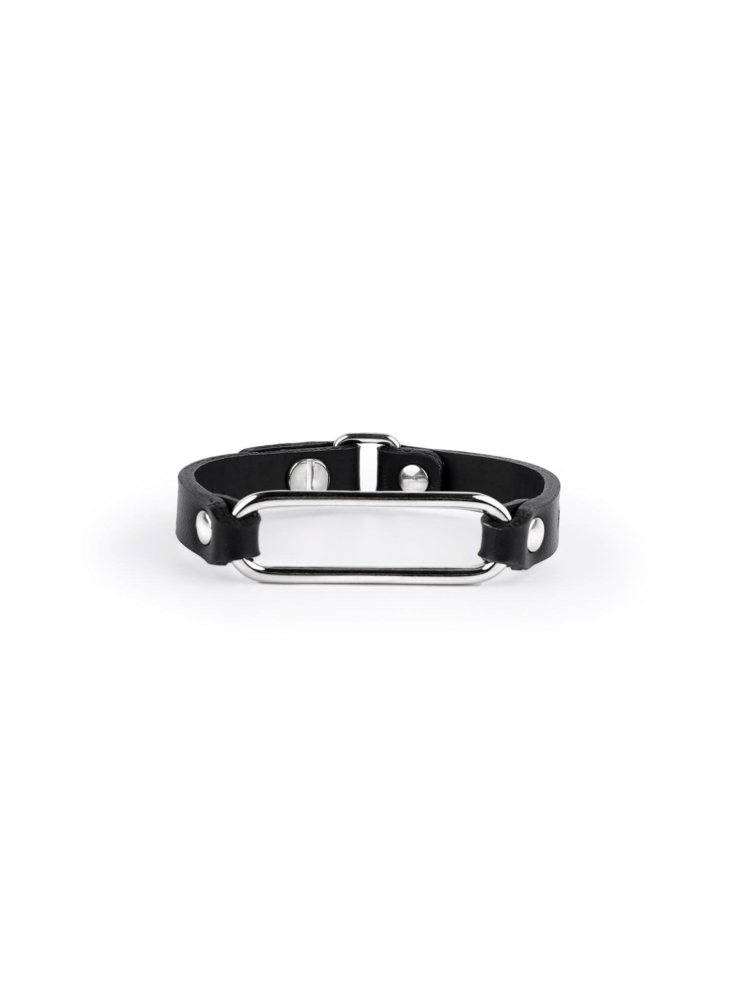 Front view of the Carmen vegan cuff by Baby turns Blue Paris
