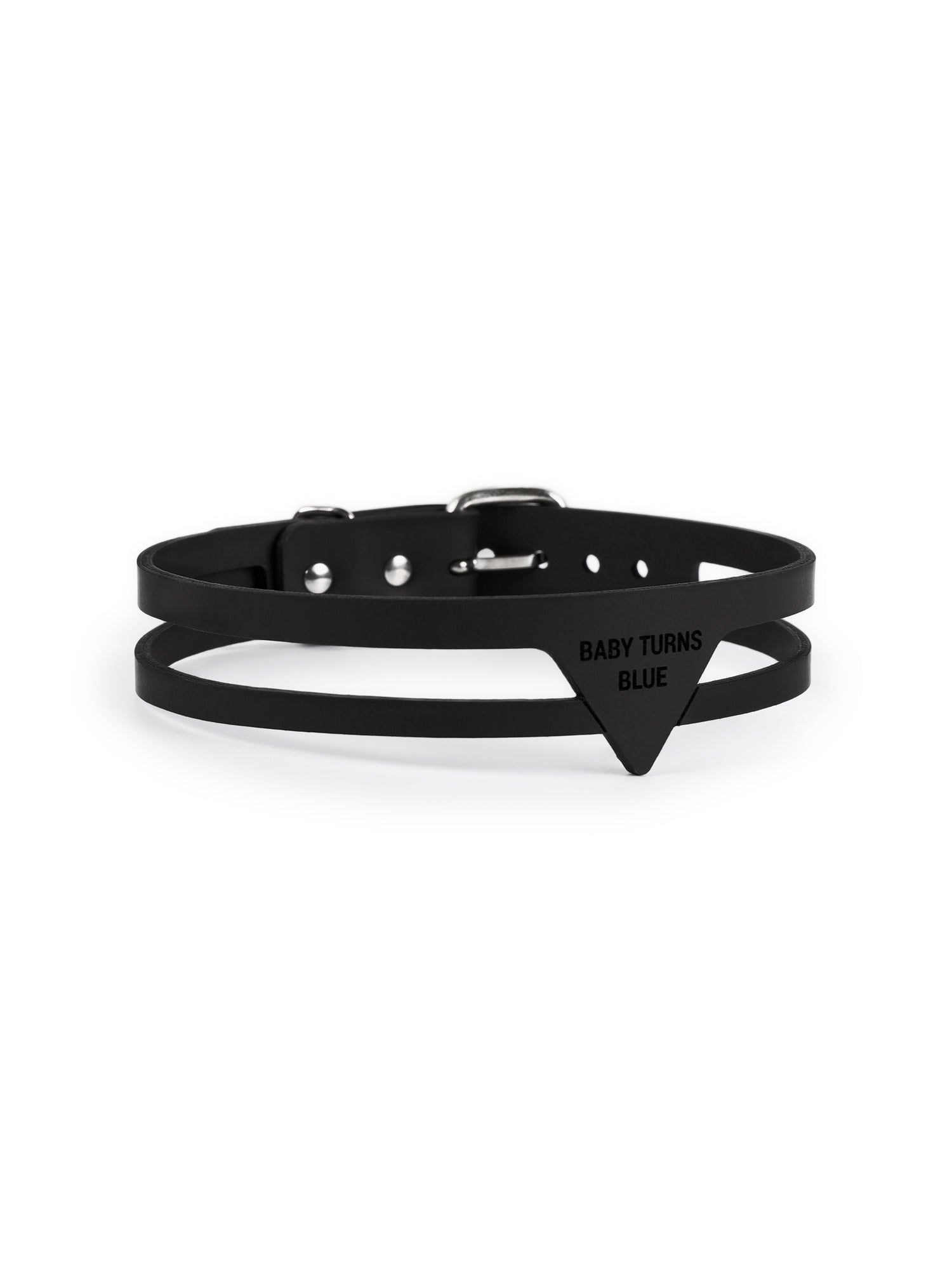 Front view of Appleskin vegan Foulard choker by Baby turns Blue Paris