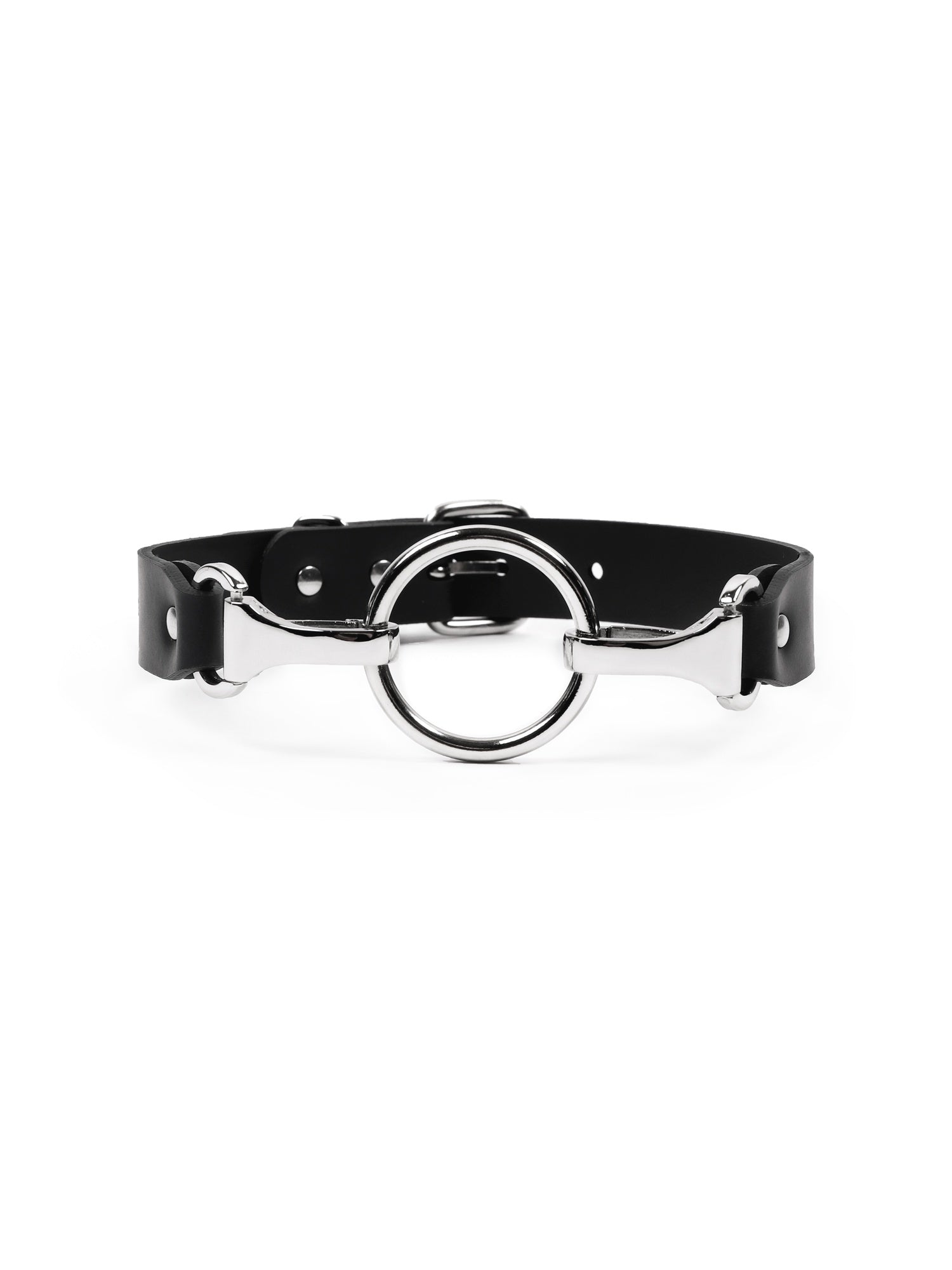 Front view of responsible Lula choker handmade in France by Baby turns Blue Paris
