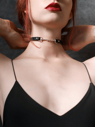 Gala wearing the eco-friendly Rosie choker with horsebits by Baby turns Blue Paris